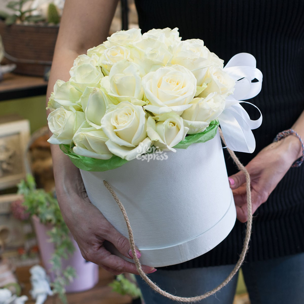 

Букет «Flora Express», Коробка с белыми розами
